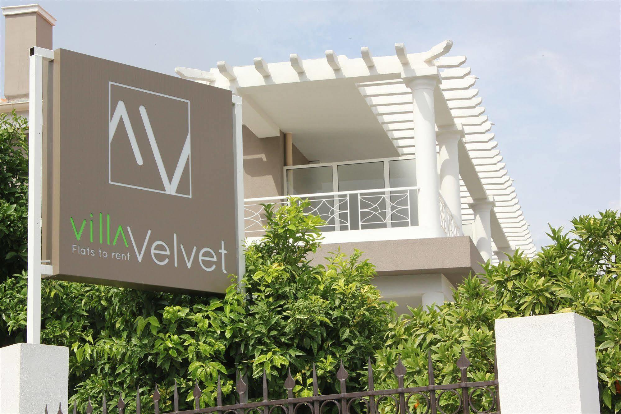 Velvet Villeneuve-Loubet